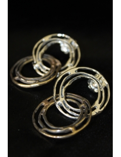 Coppia di orecchini a doppio cerchio in argento