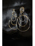 Orecchini pendenti a cerchio in argento e bronzo