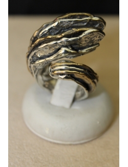 Anello ostrea in argento e bronzo
