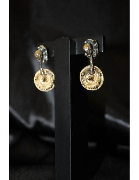 Orecchini fantasy in argento e bronzo