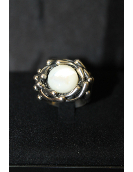 Anello Germogli con madreperla e argento