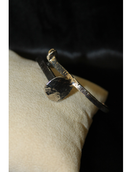 Bracciale in argento modello chiodi