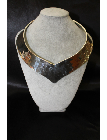 Collana in argento battuta a mano modello punta