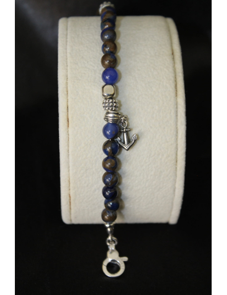 Bracciale in argento con pietre e ancora