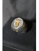 Anello in argento con corno dorato